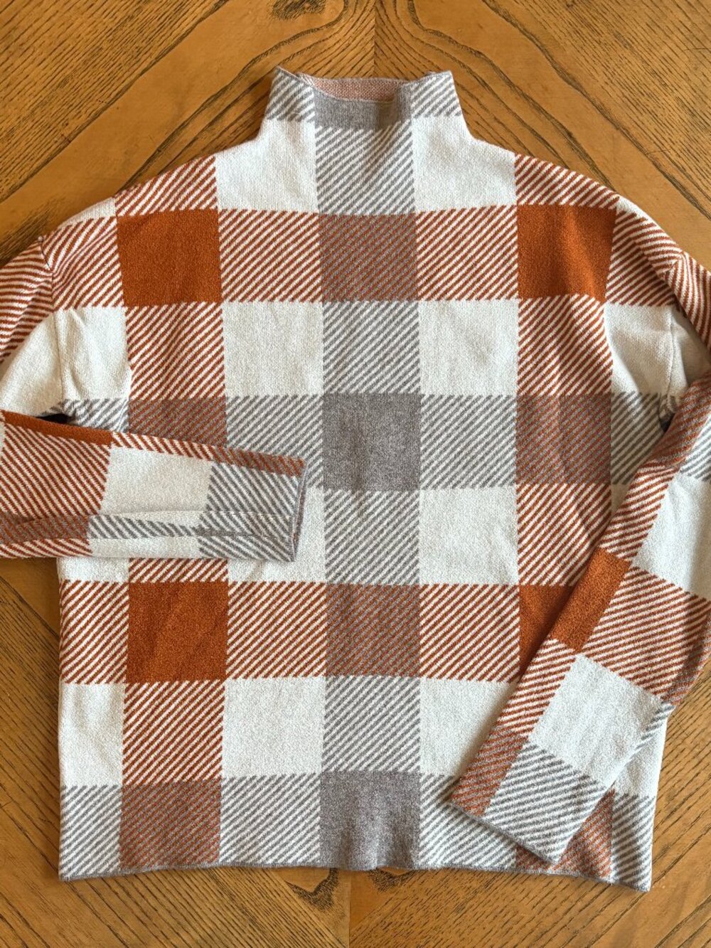 Tahari Rust Orange & Gray Buffalo Plaid Mock Neck Sweater Women's Medium